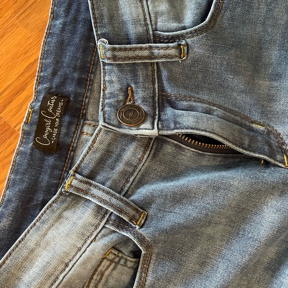 Cowgirl Couture  Jeans - Picture 4 of 7